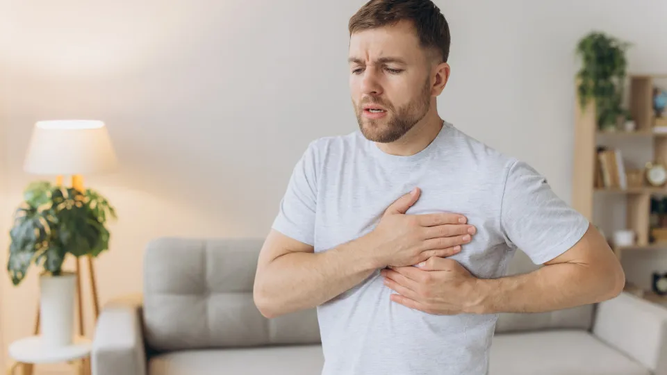 Reconhecer estes sinais de infarto em homens pode salvar vidas Reconhecer estes sinais de infarto em homens pode salvar vidas