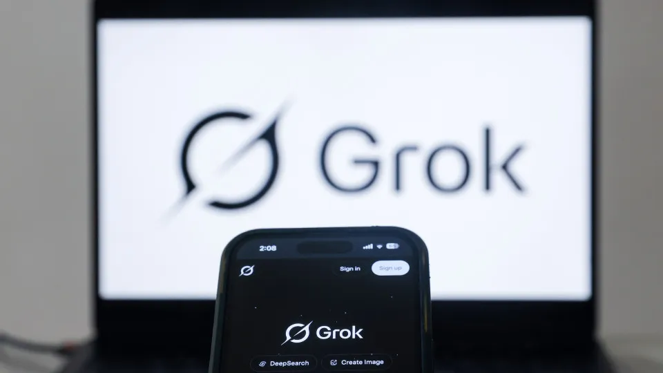 Três adolescentes processam IA de Musk por gerar imagens pornográficas