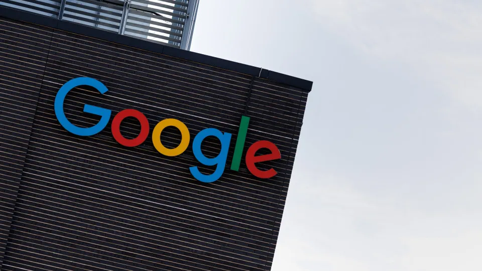 Google lança app de edição de imagens com Inteligência Artificial Google lança app de edição de imagens com Inteligência Artificial